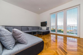  Apartment Dražena  Трогир